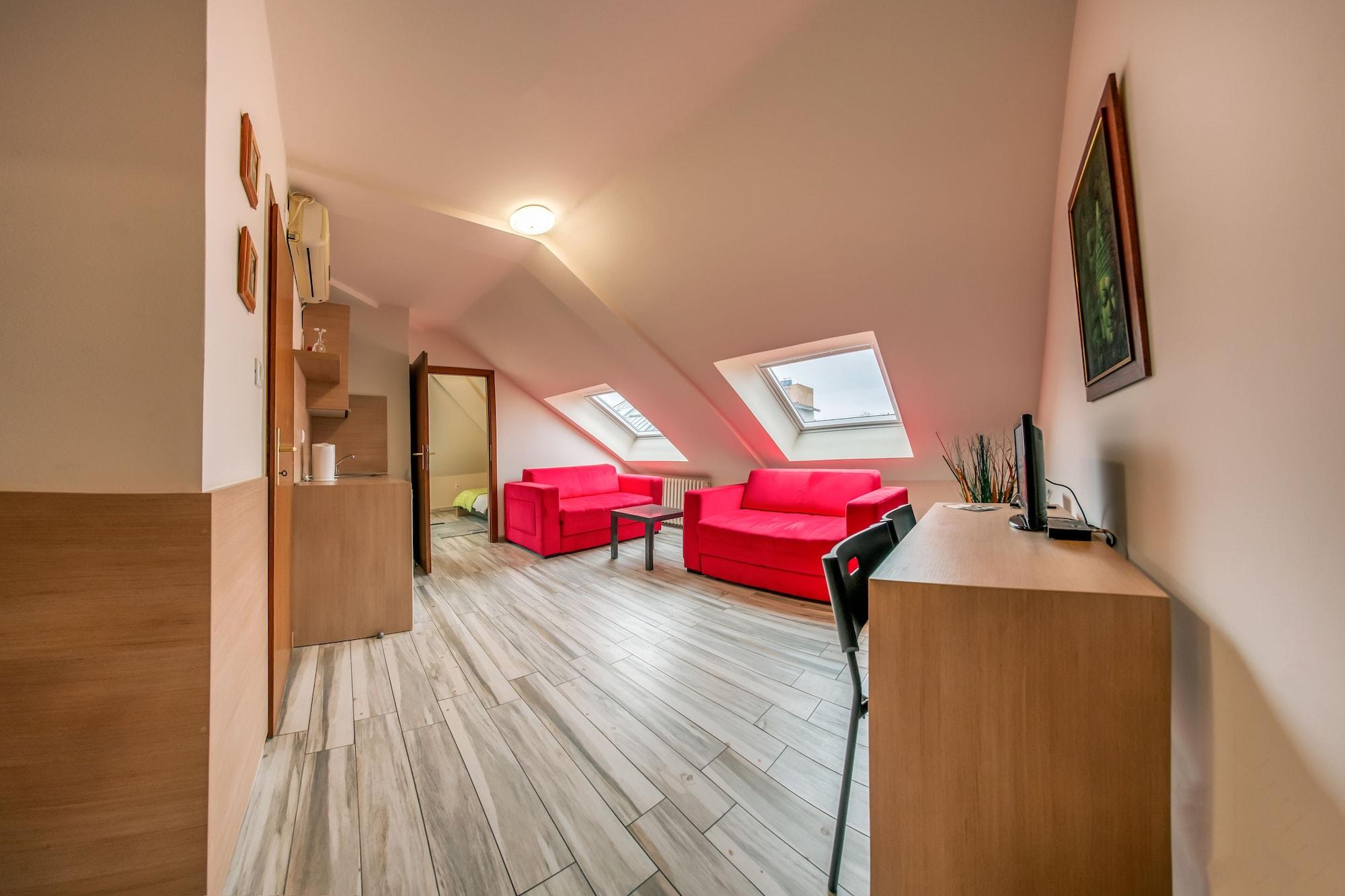 Veliki Garni Hotel Novi Sad Luaran gambar